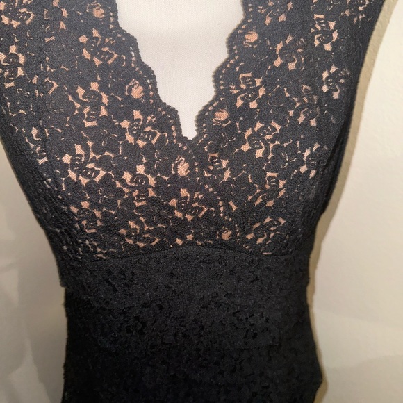 DRESS BARN COLLECTION PETITE Black Sleeveless Layered Lace Dress Size 10P - Picture 4 of 5